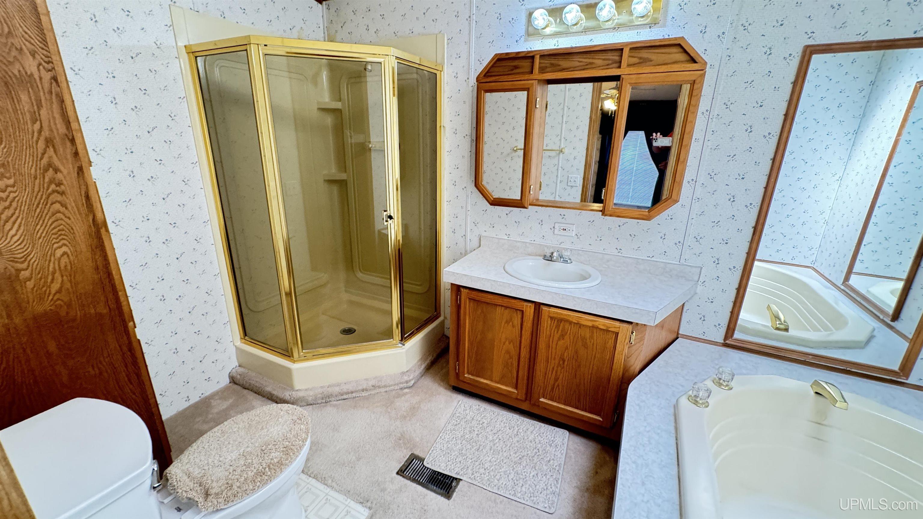 1217 Bluff Street Property Photo 11