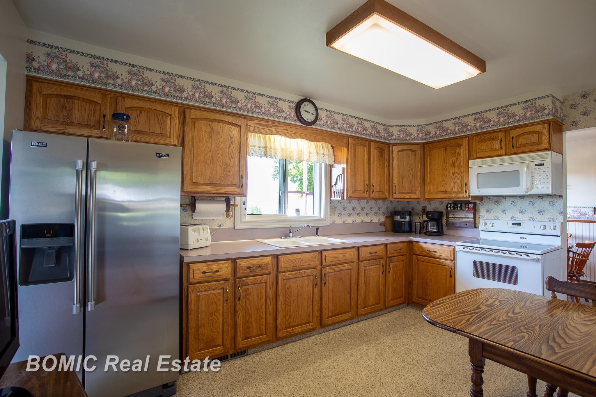 10750 Birch Run Road Property Photo 2