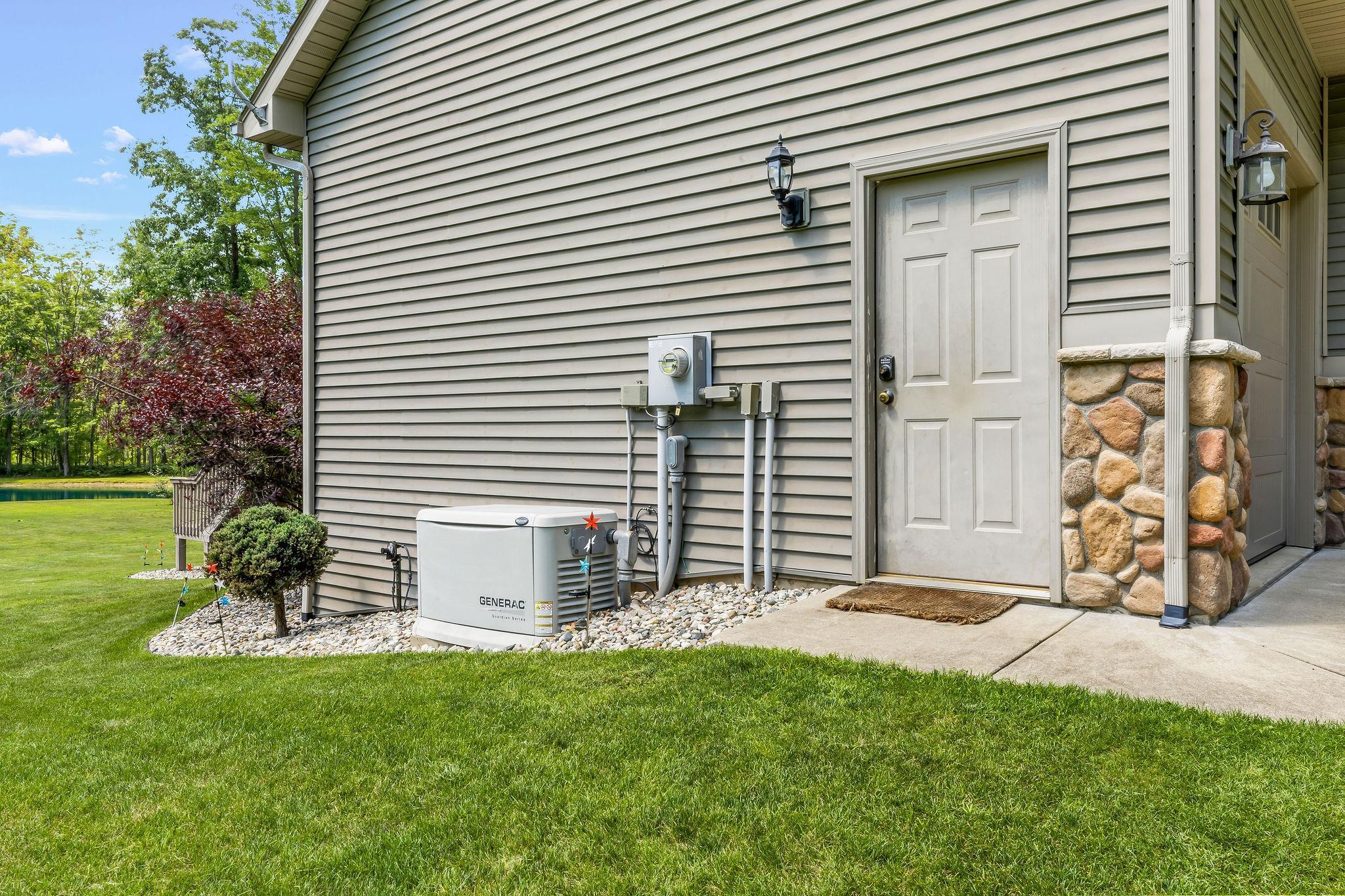 1566 E Shearer Road Property Photo 6