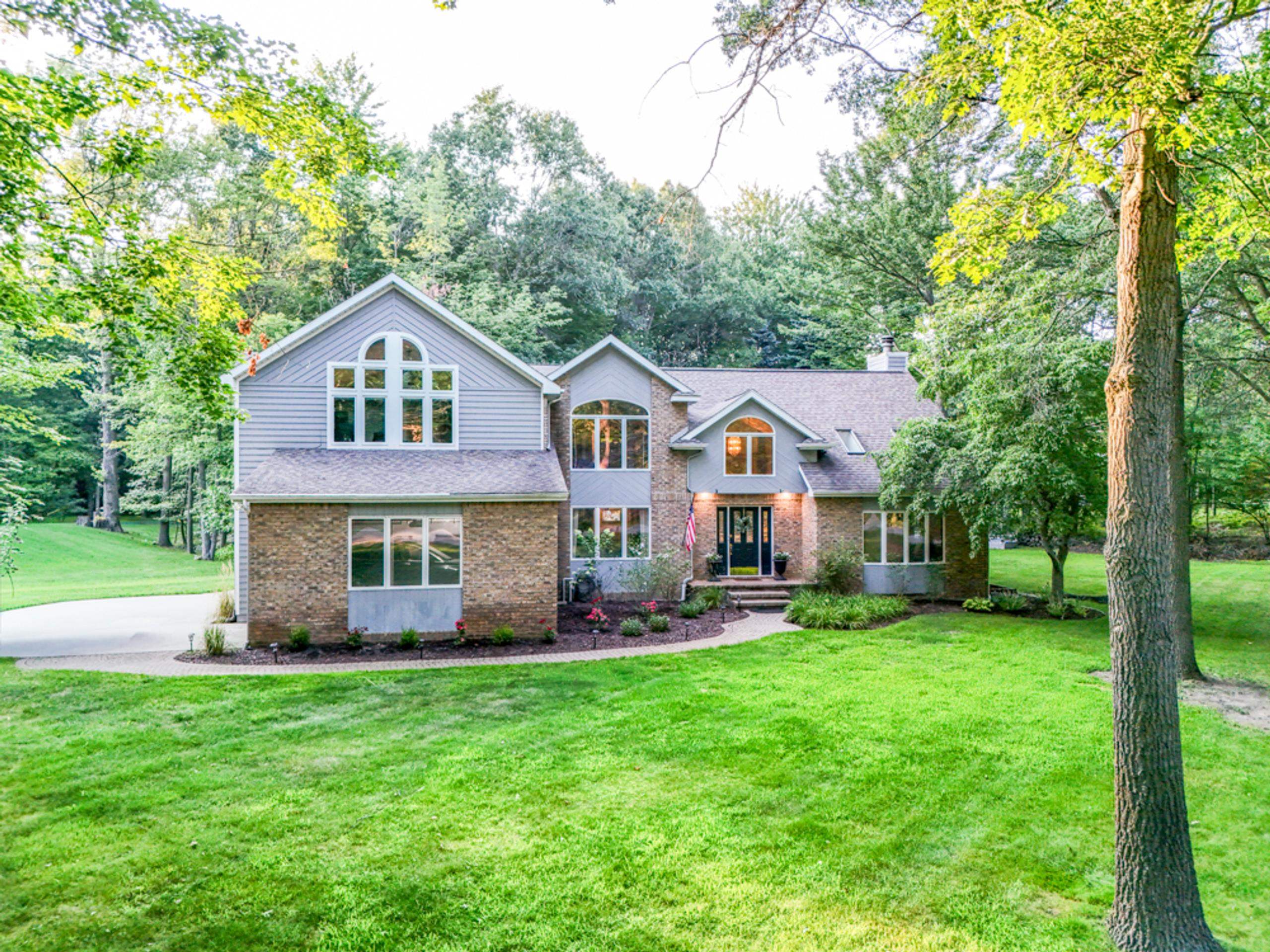 2659 Tamarack Drive Property Photo 1