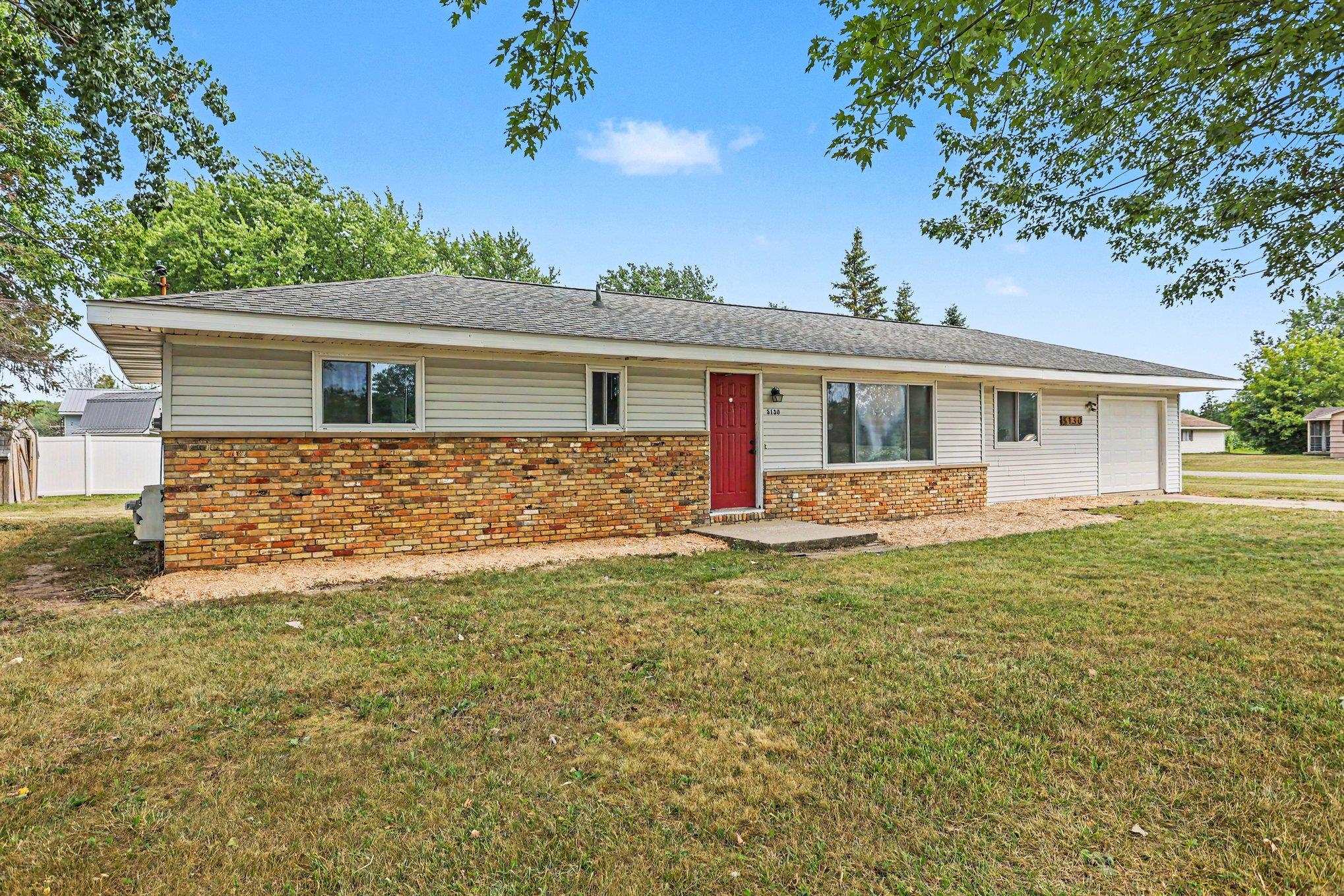 5130 Venoy Road Property Photo 1