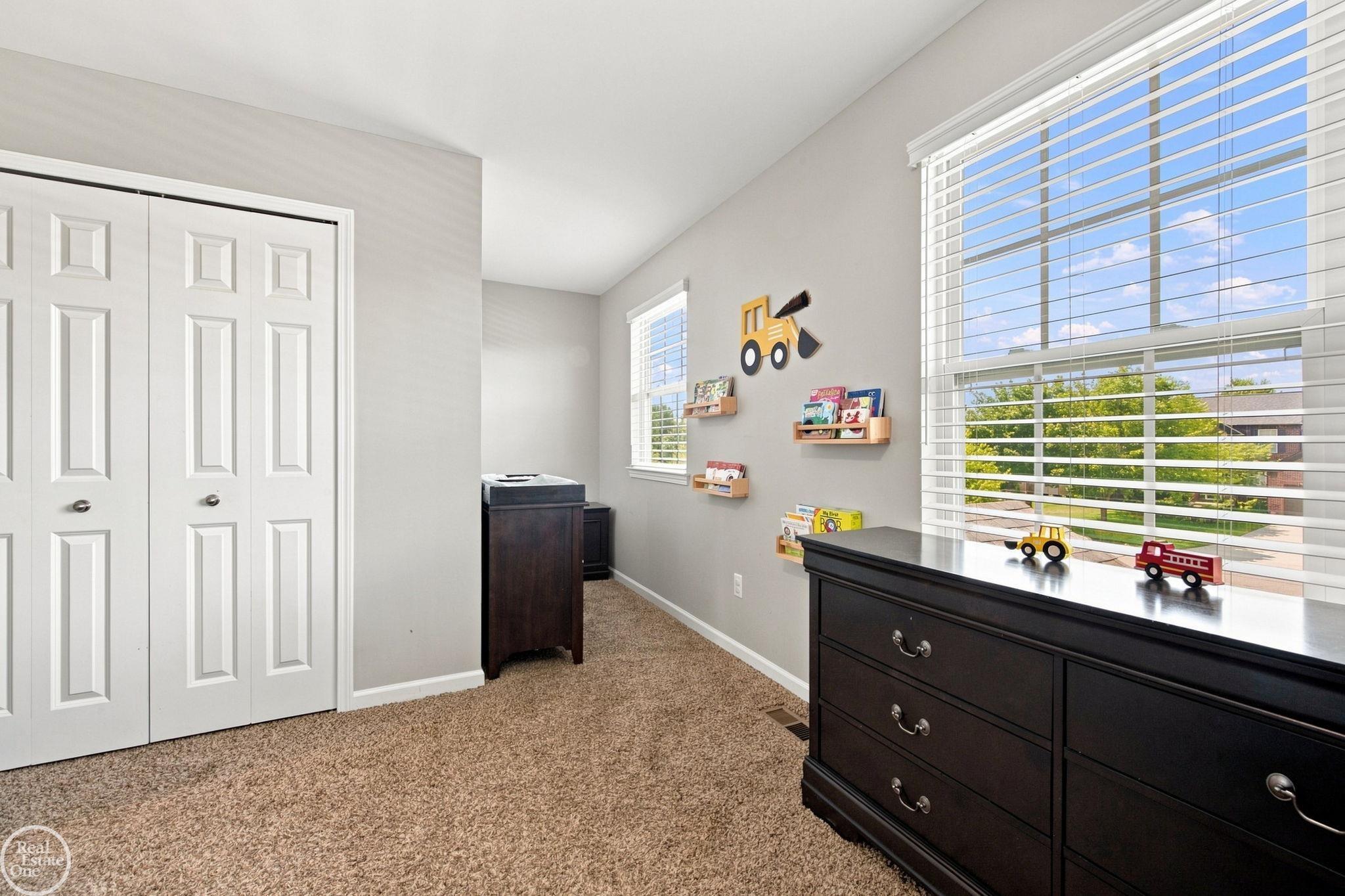 49720 E Central Park Property Photo 22