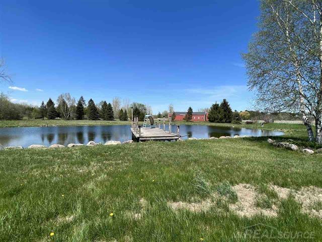 6600 Cemetery Road Property Photo 2