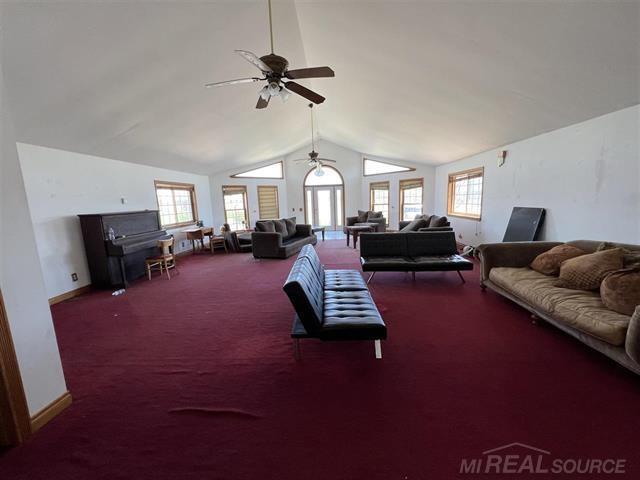 6600 Cemetery Road Property Photo 7
