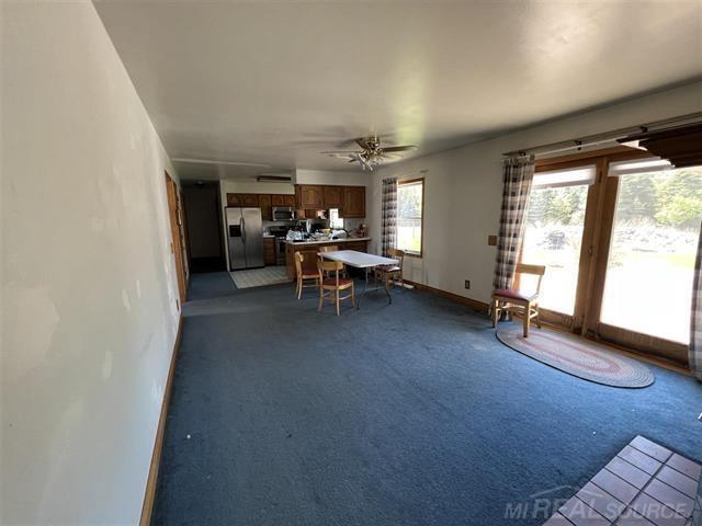 6600 Cemetery Road Property Photo 11