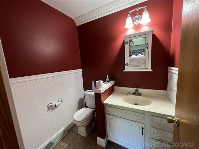 6600 Cemetery Road Property Photo 14