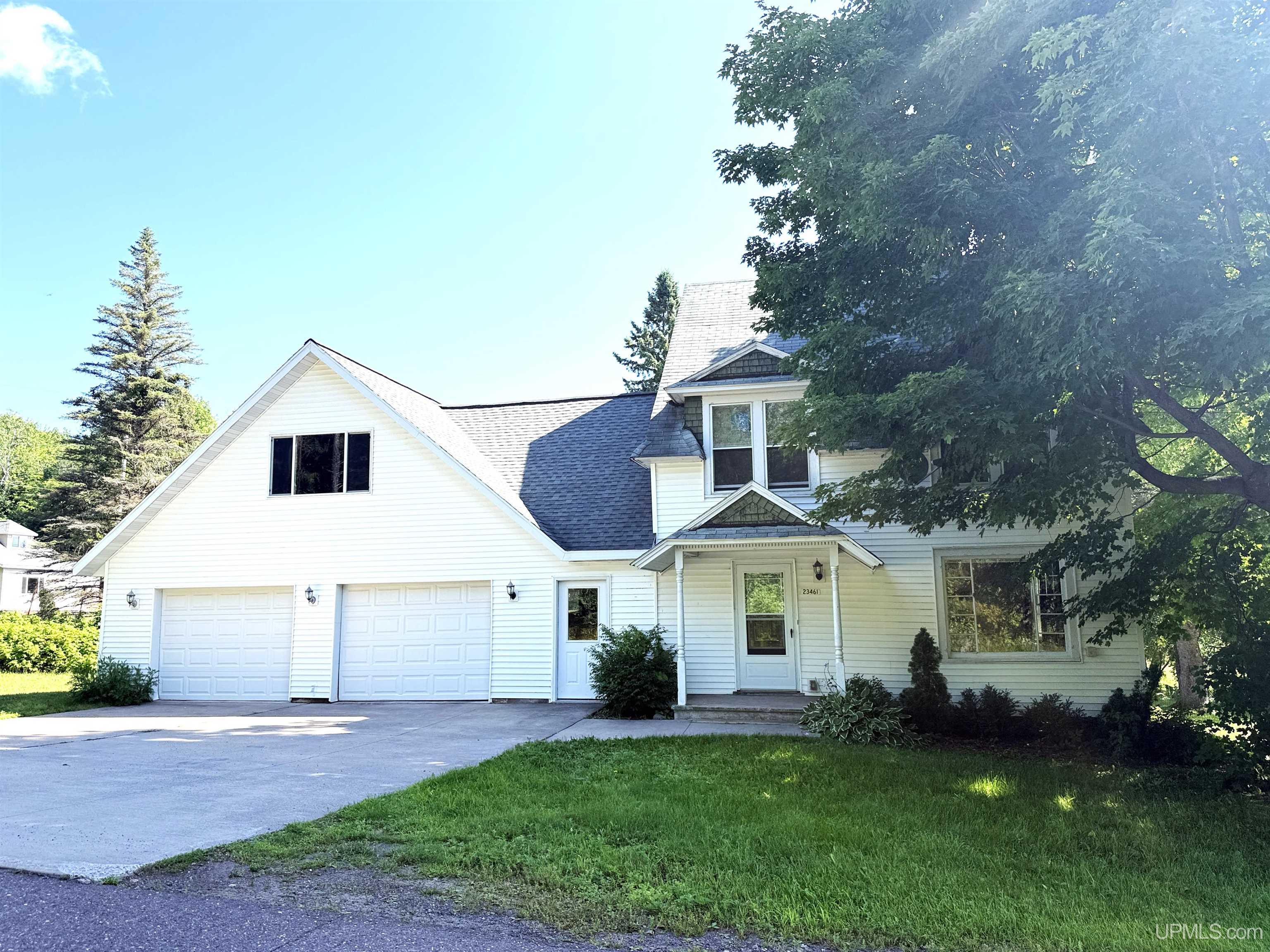 23461 Woodside Lane Property Photo 1