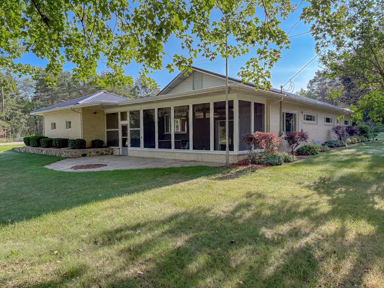 3999 N Castor Road Property Photo 6