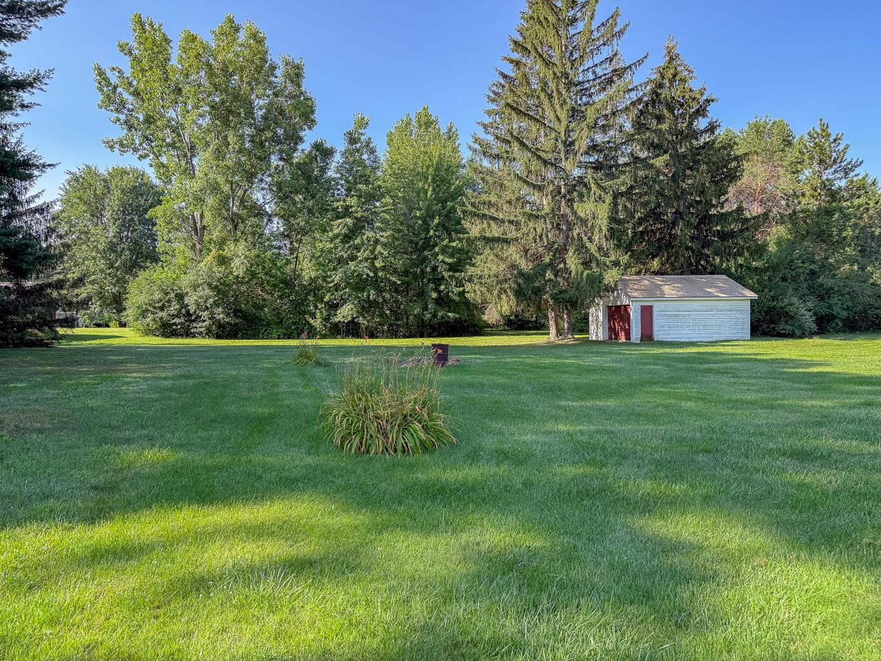 3999 N Castor Road Property Photo 9