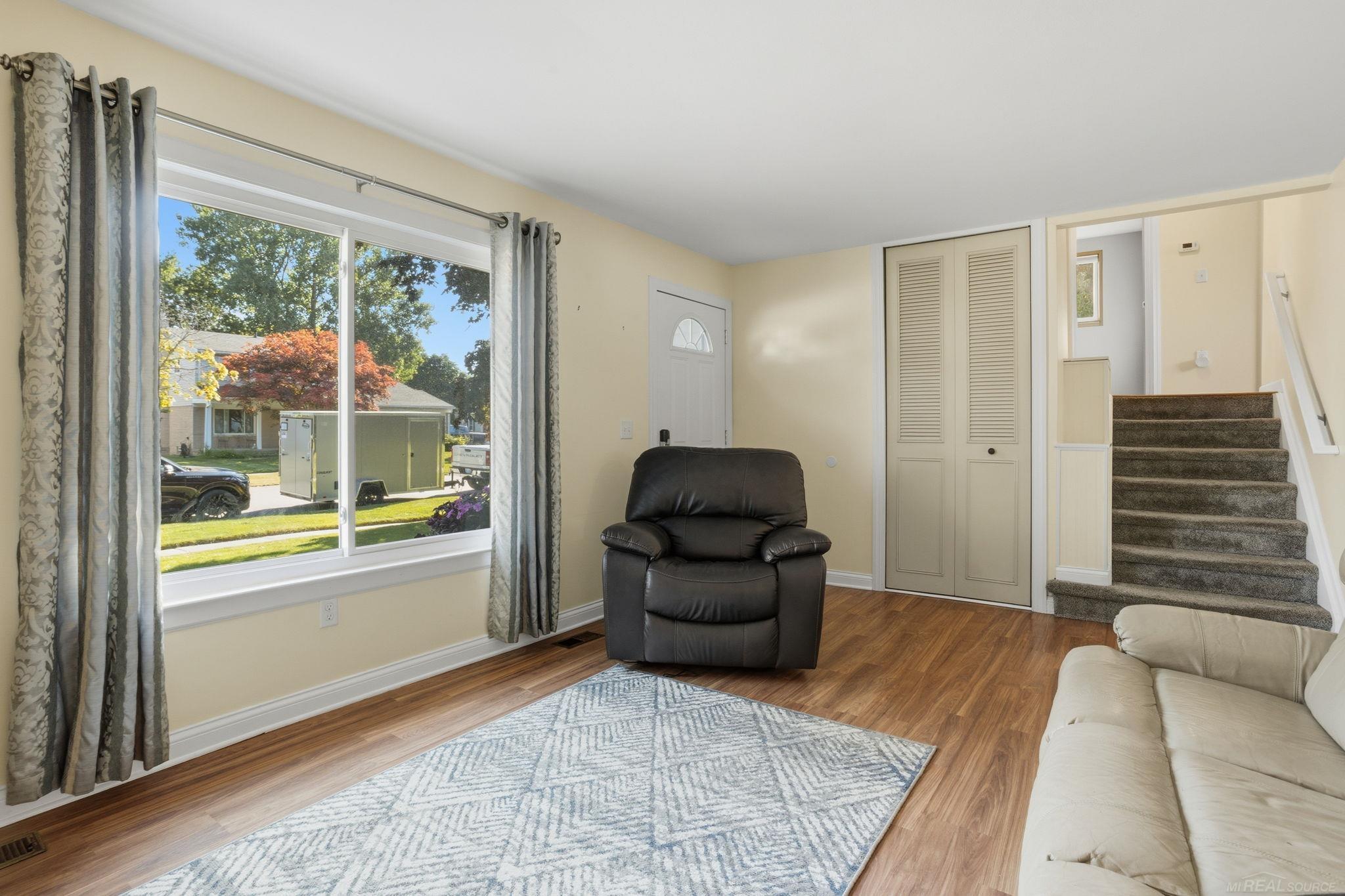 34710 Devonshire Road Property Photo 7