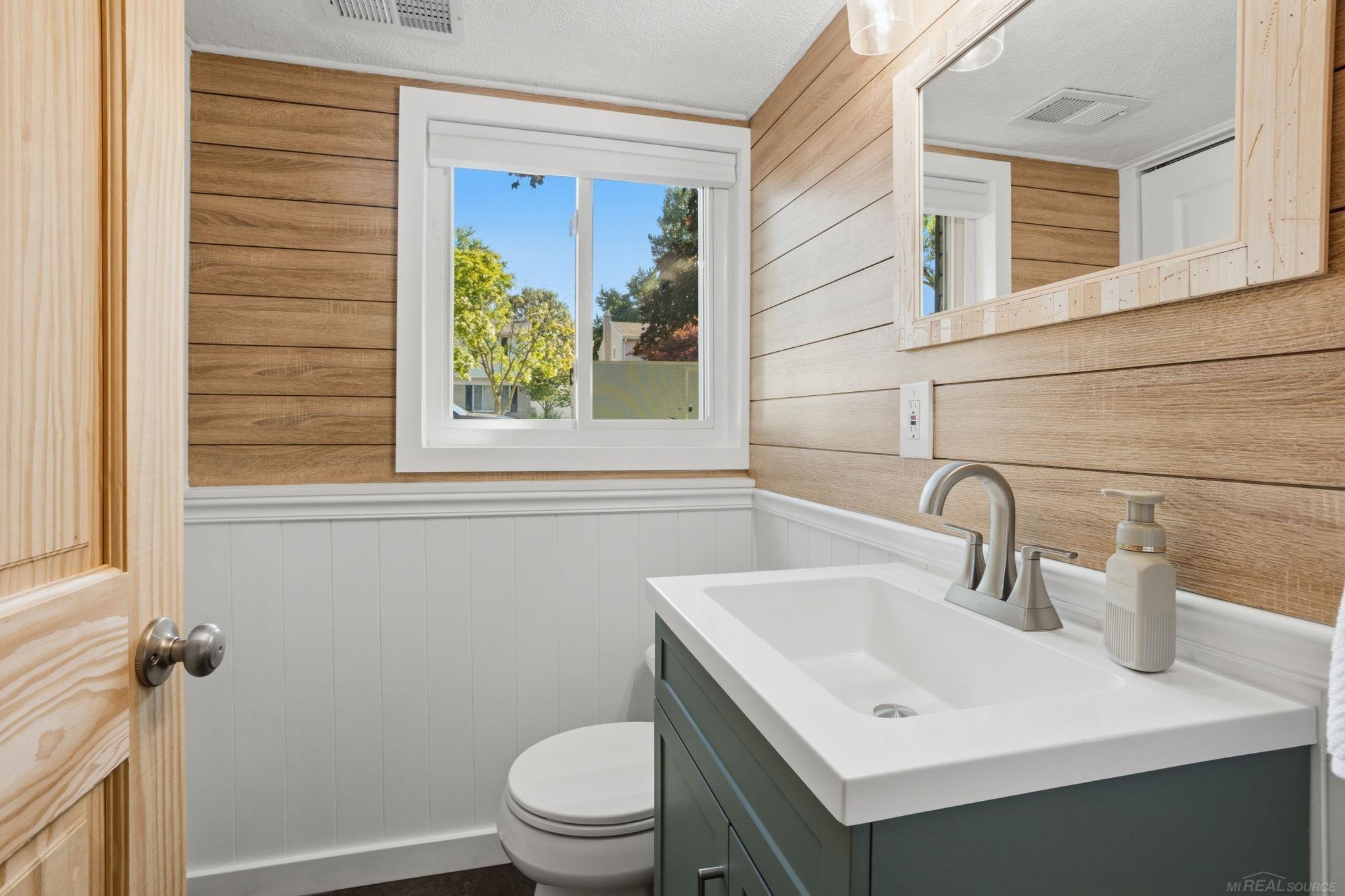 34710 Devonshire Road Property Photo 21