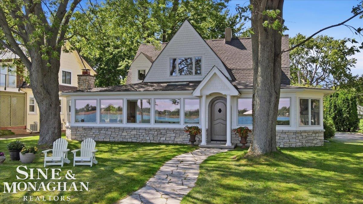 206 Edgewater Avenue Property Photo 1