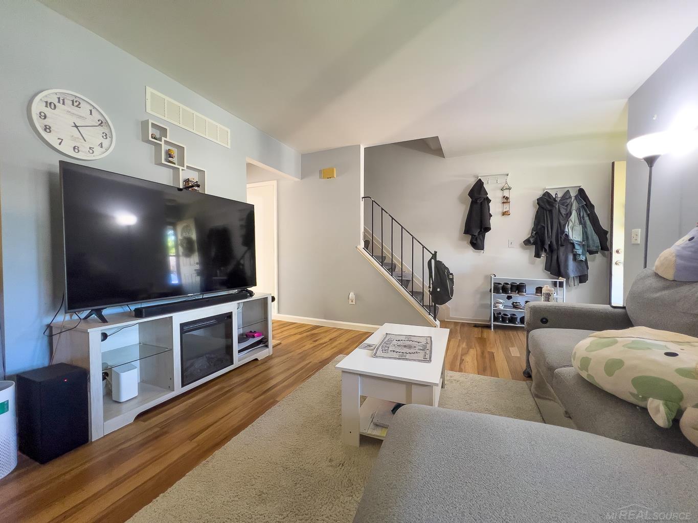 31672 Bear Creek Boulevard Property Photo 5