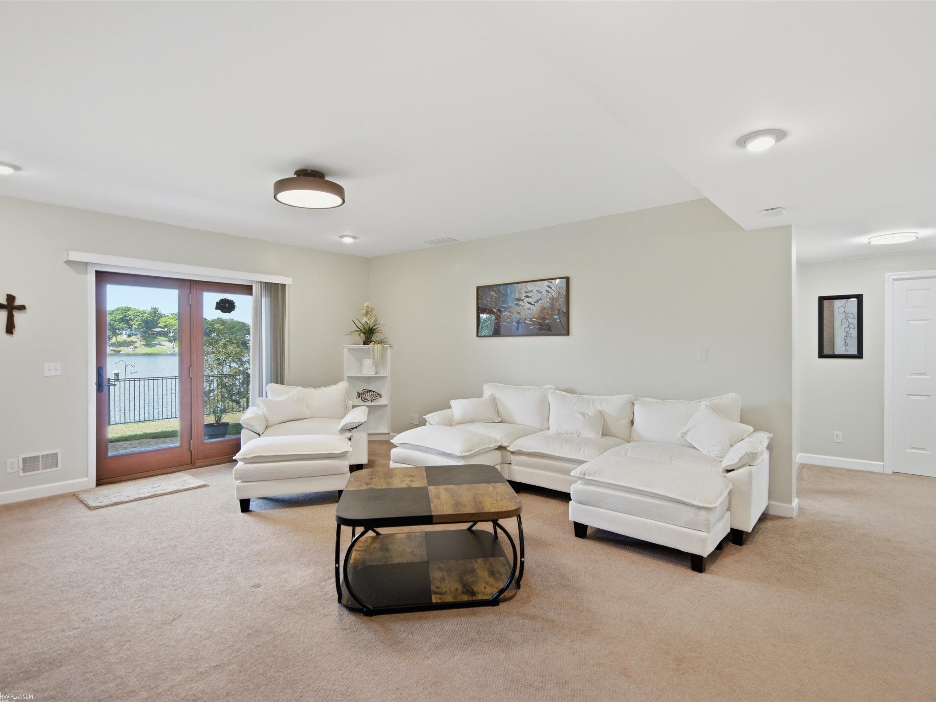 3686 East Lake Drive Property Photo 43