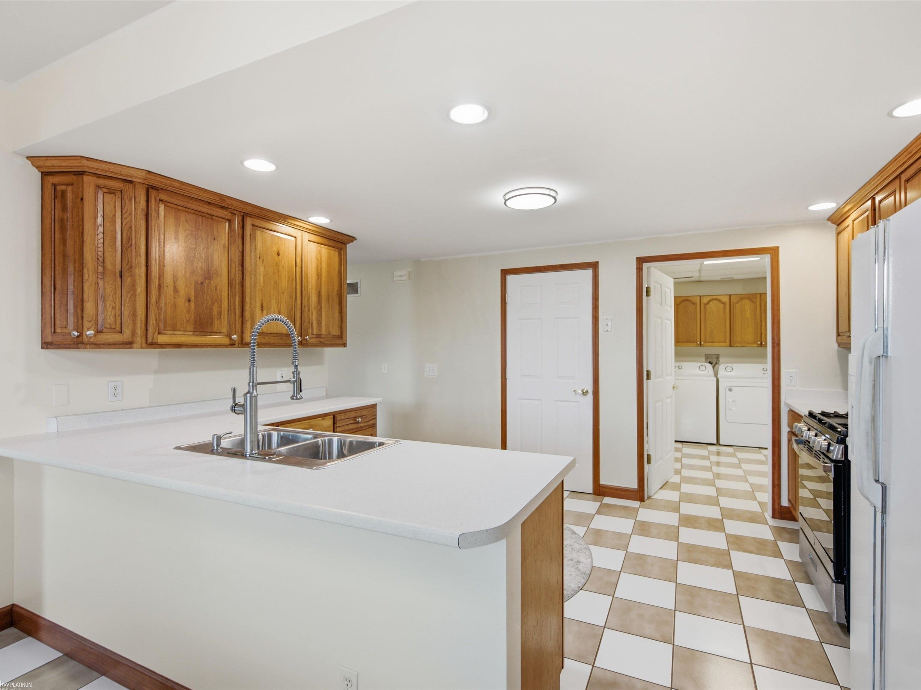 3686 East Lake Drive Property Photo 45