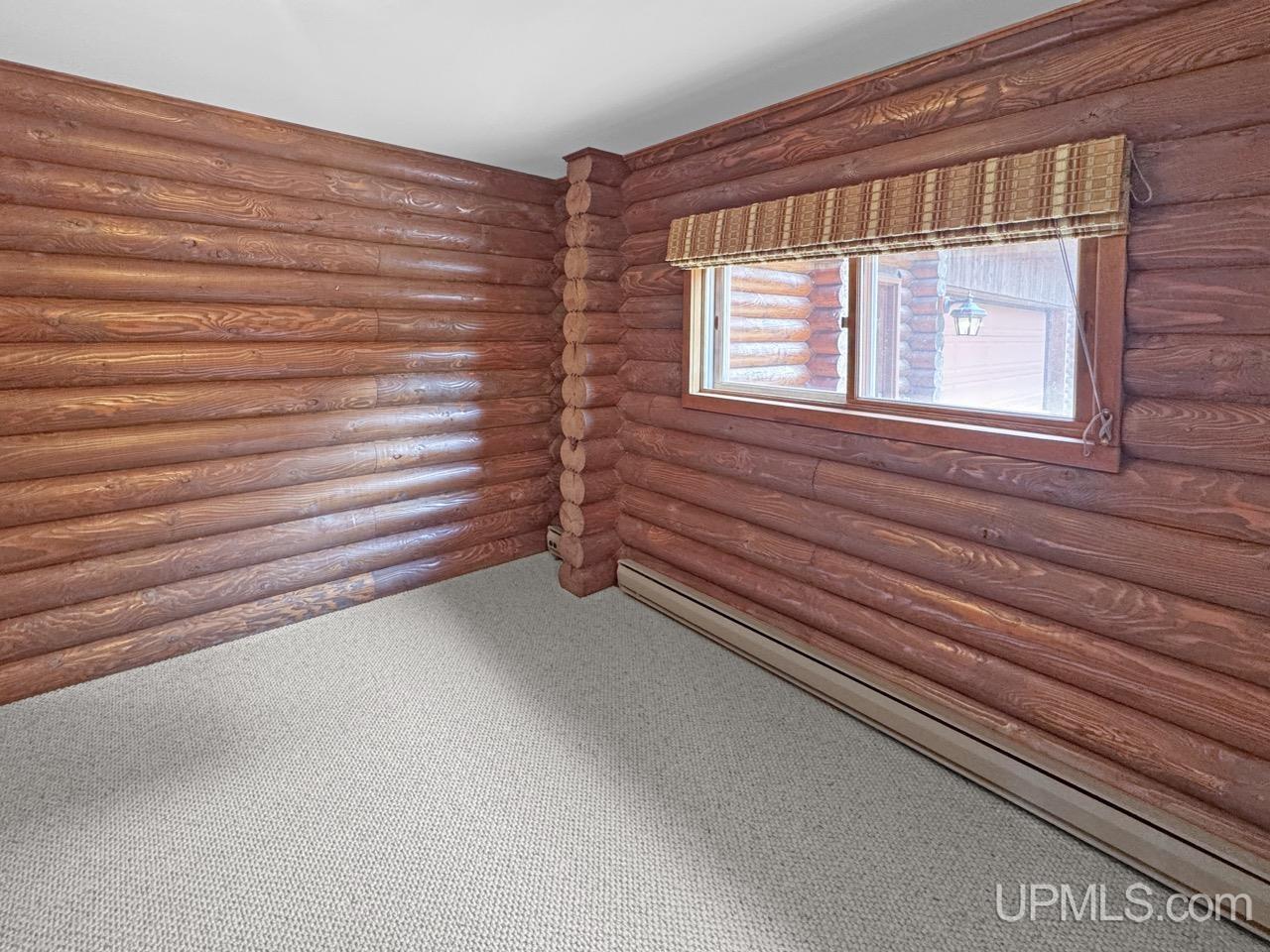 189 E Park Drive Property Photo 14