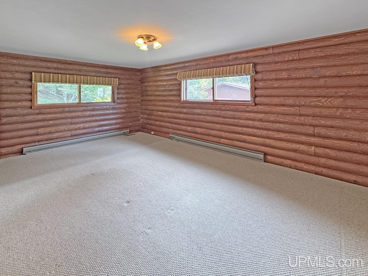 189 E Park Drive Property Photo 19