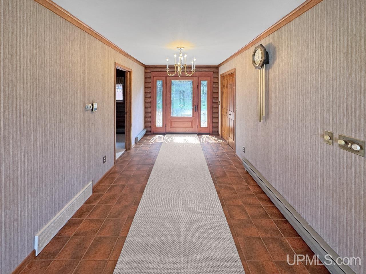 189 E Park Drive Property Photo 23