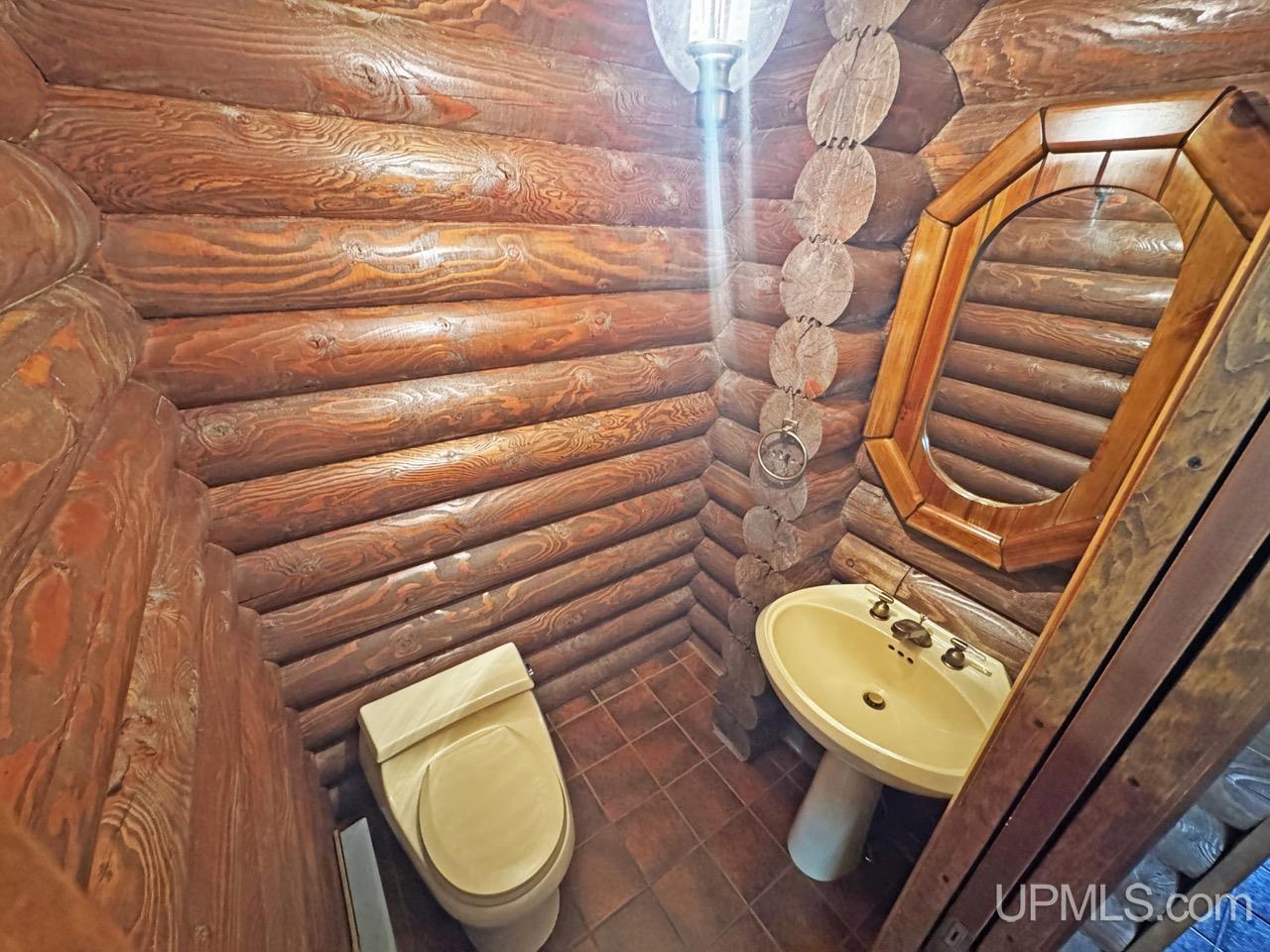 189 E Park Drive Property Photo 25