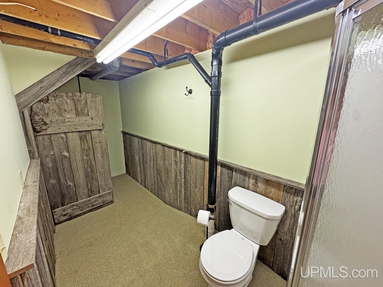 189 E Park Drive Property Photo 34