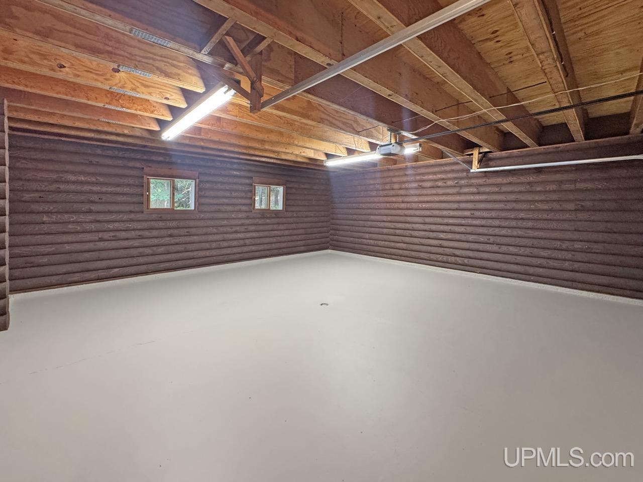 189 E Park Drive Property Photo 42