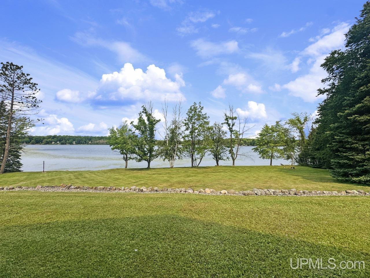 189 E Park Drive Property Photo 55