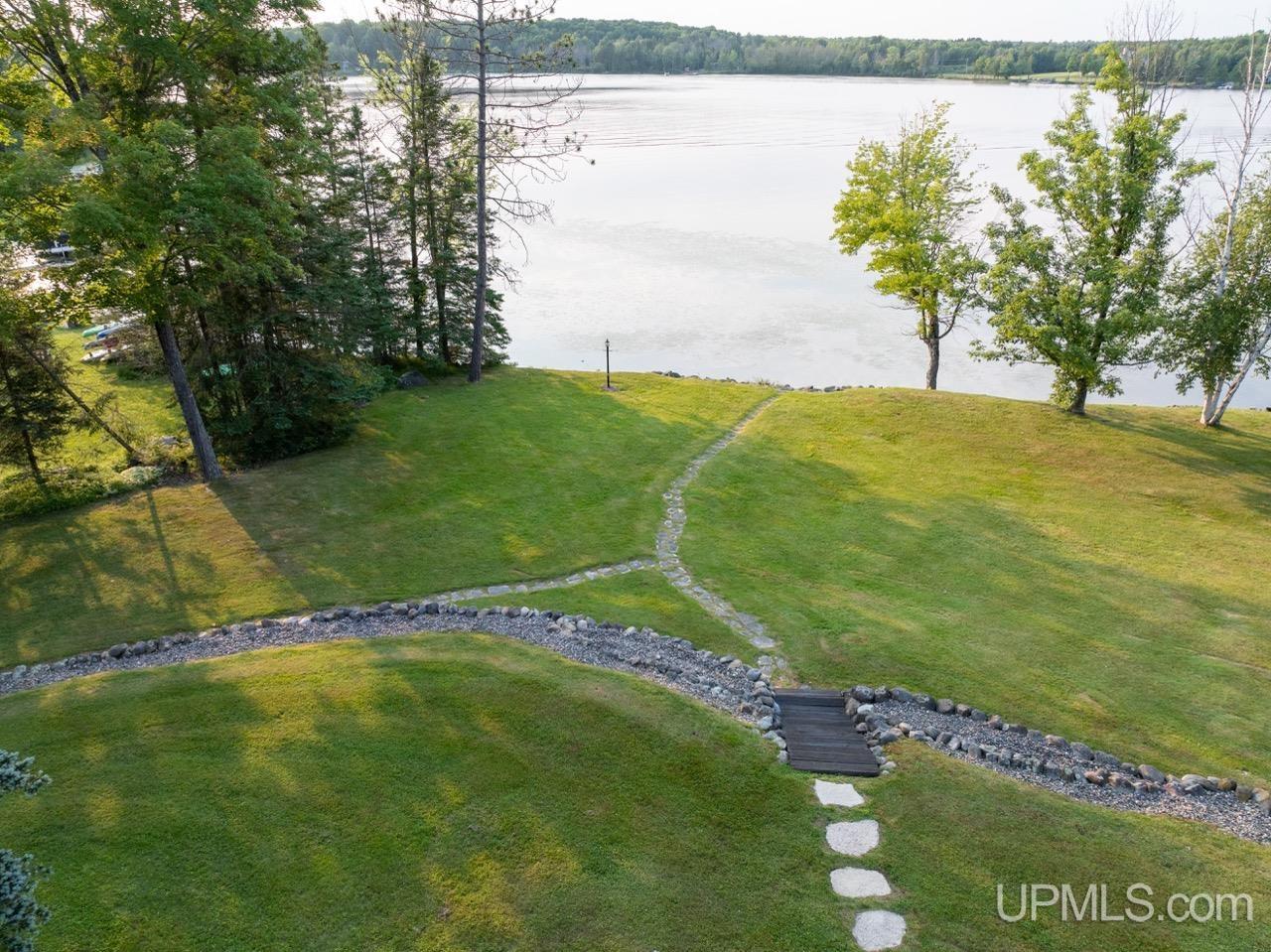 189 E Park Drive Property Photo 71