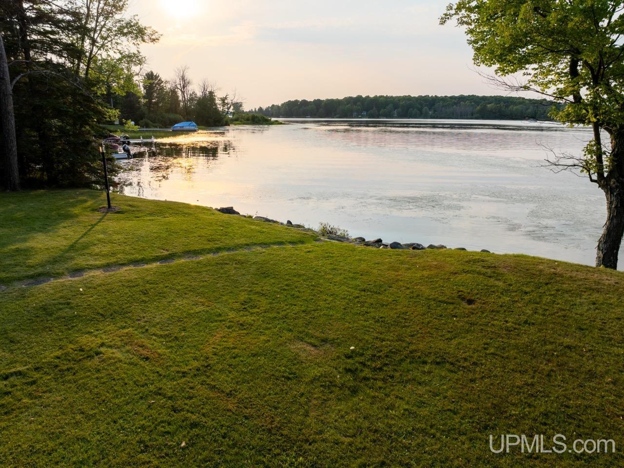 189 E Park Drive Property Photo 74