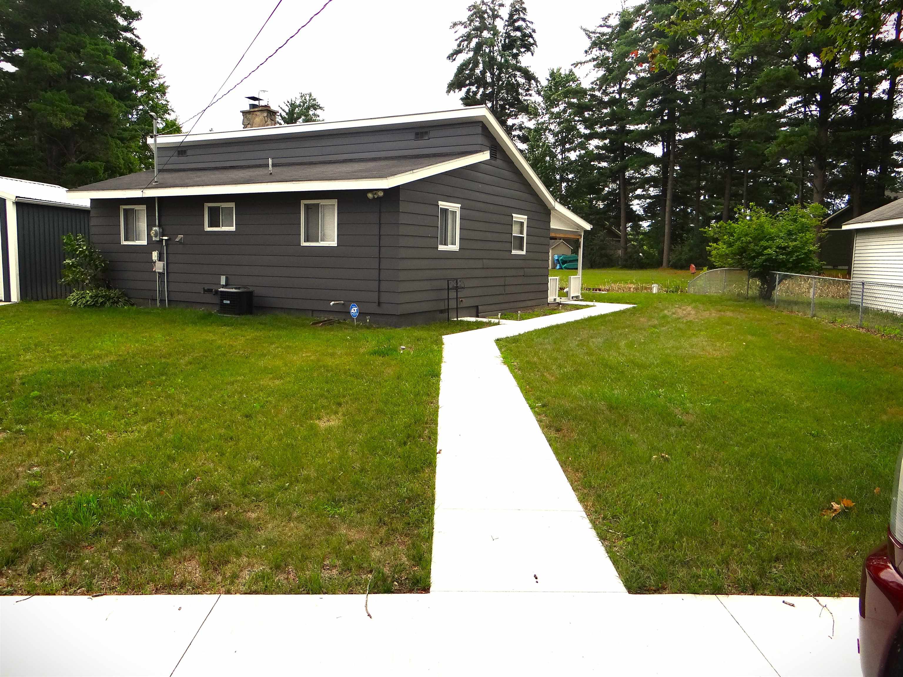 5469 Heron Cove Road Property Photo 1