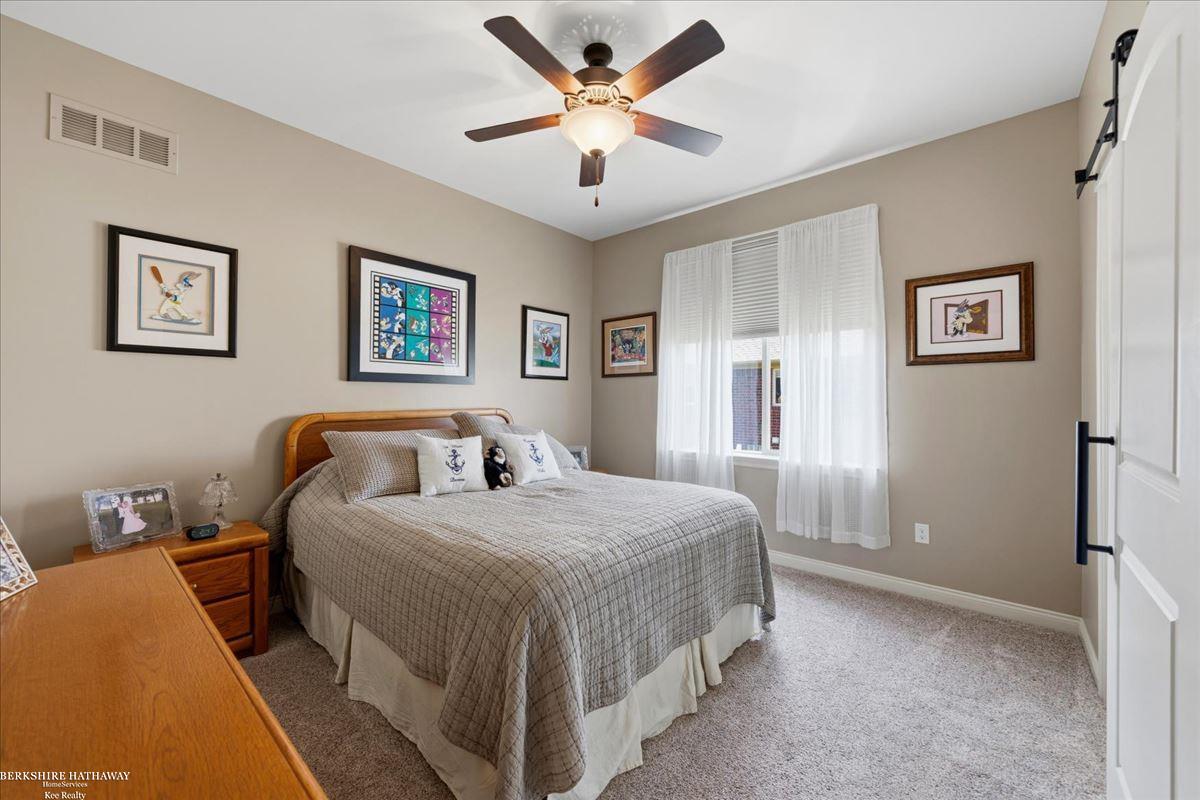 62735 Franklin Park Drive Property Photo 46