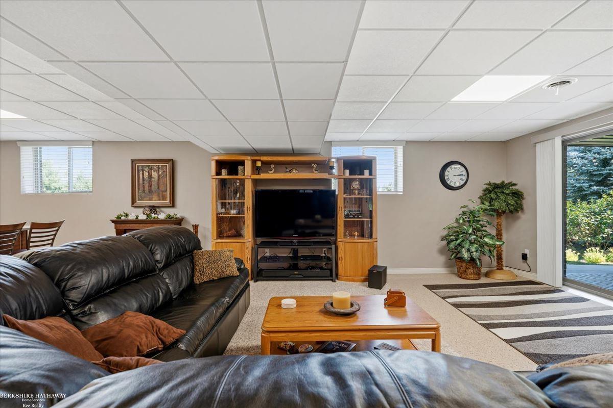 62735 Franklin Park Drive Property Photo 60