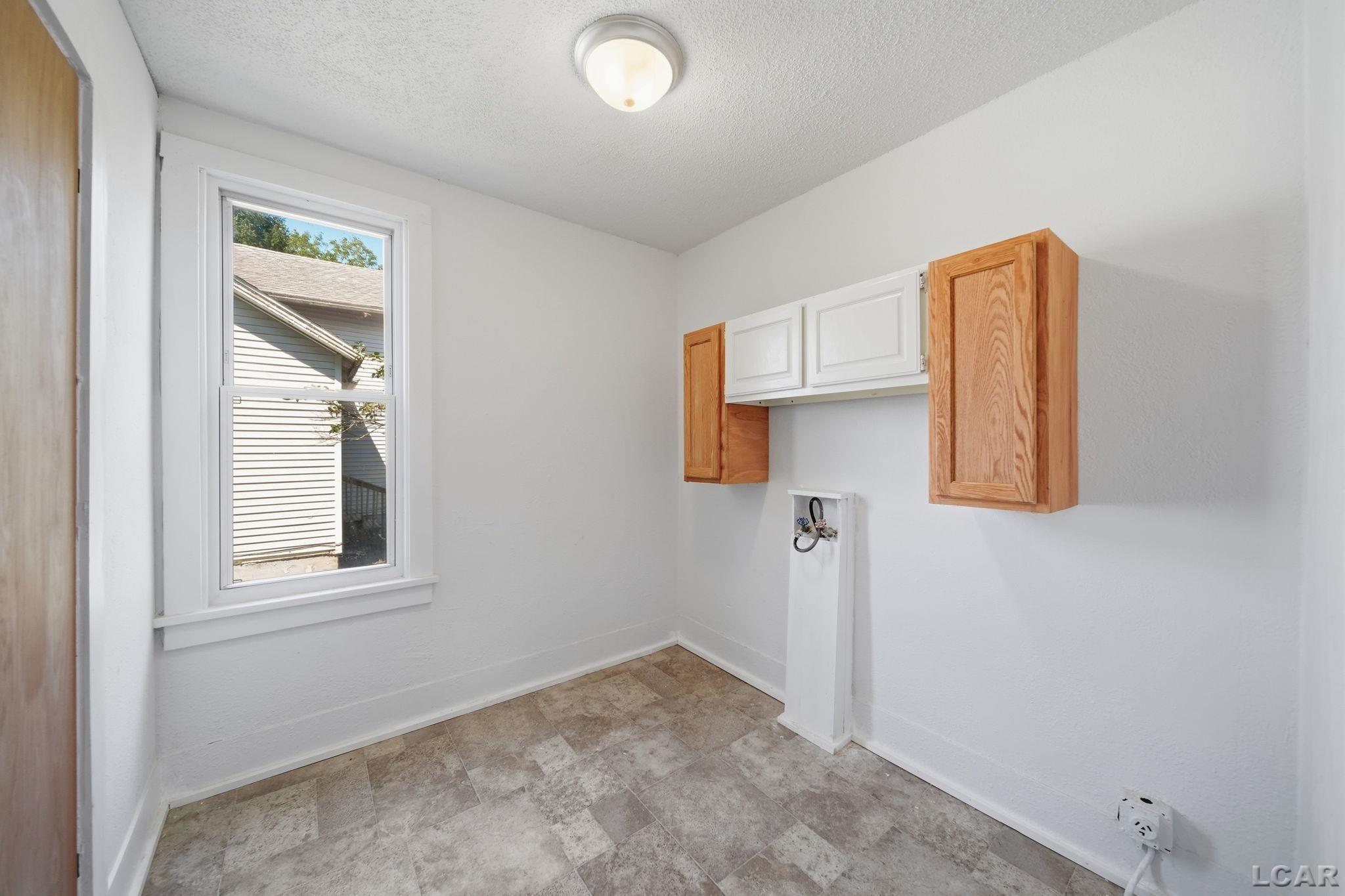 233 W Congress Street Property Photo 15