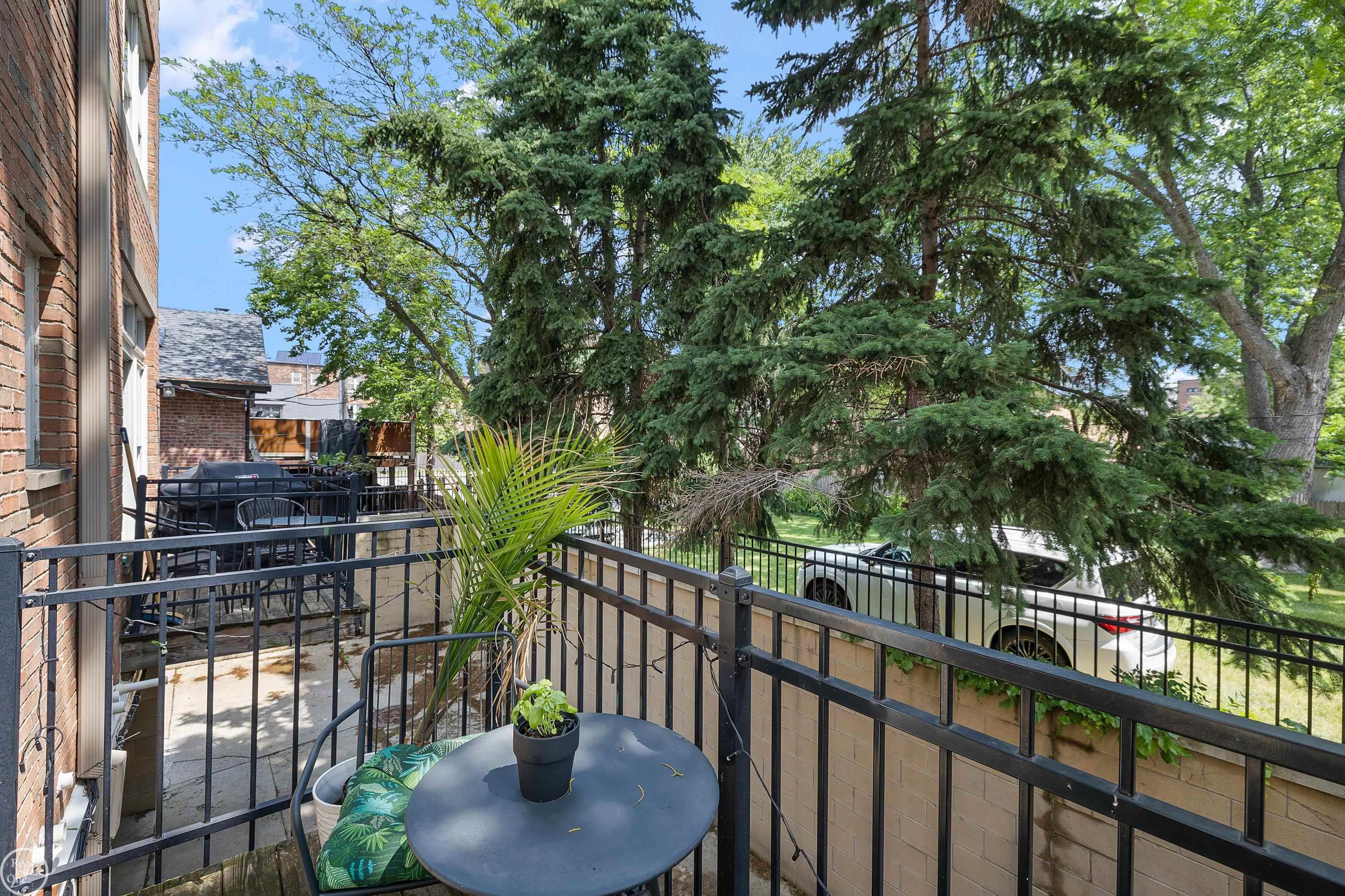4430 3rd Street Property Photo 17