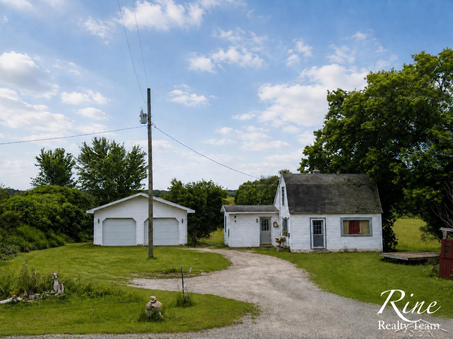 14857 M 32 W Property Photo 1