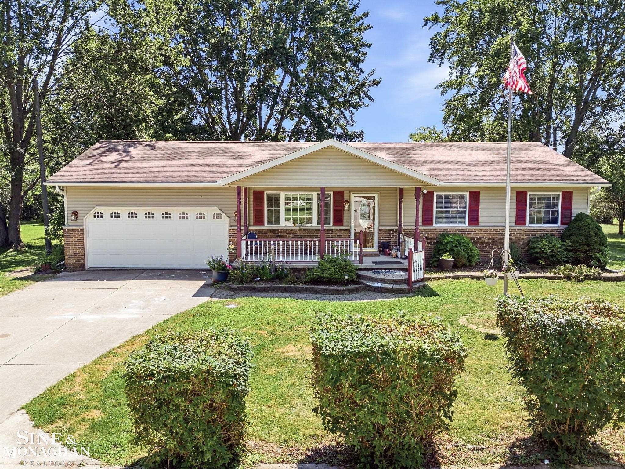 3655 Ravenswood Rd Road Property Photo 1