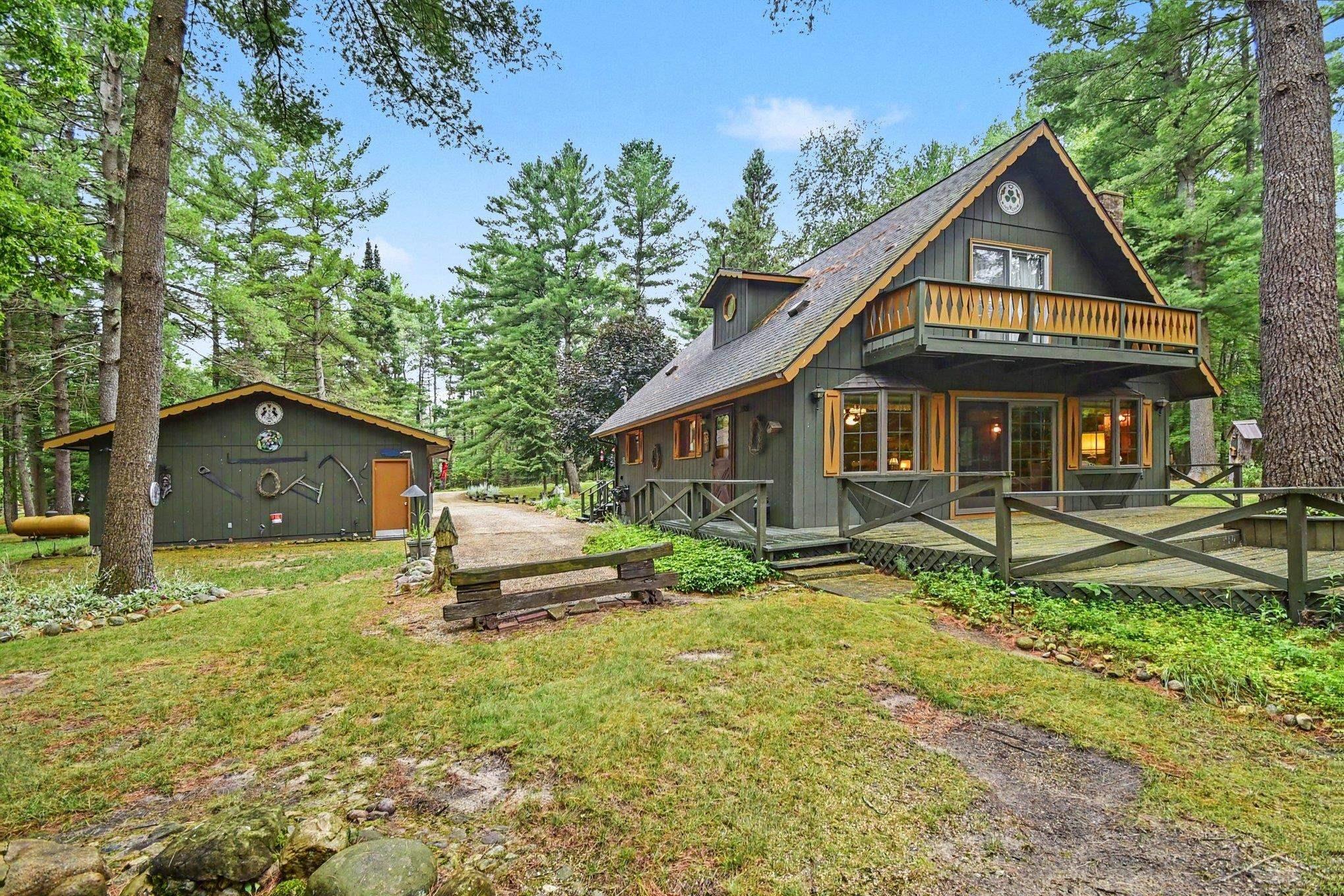 5956 Buffalo Trail Property Photo 3