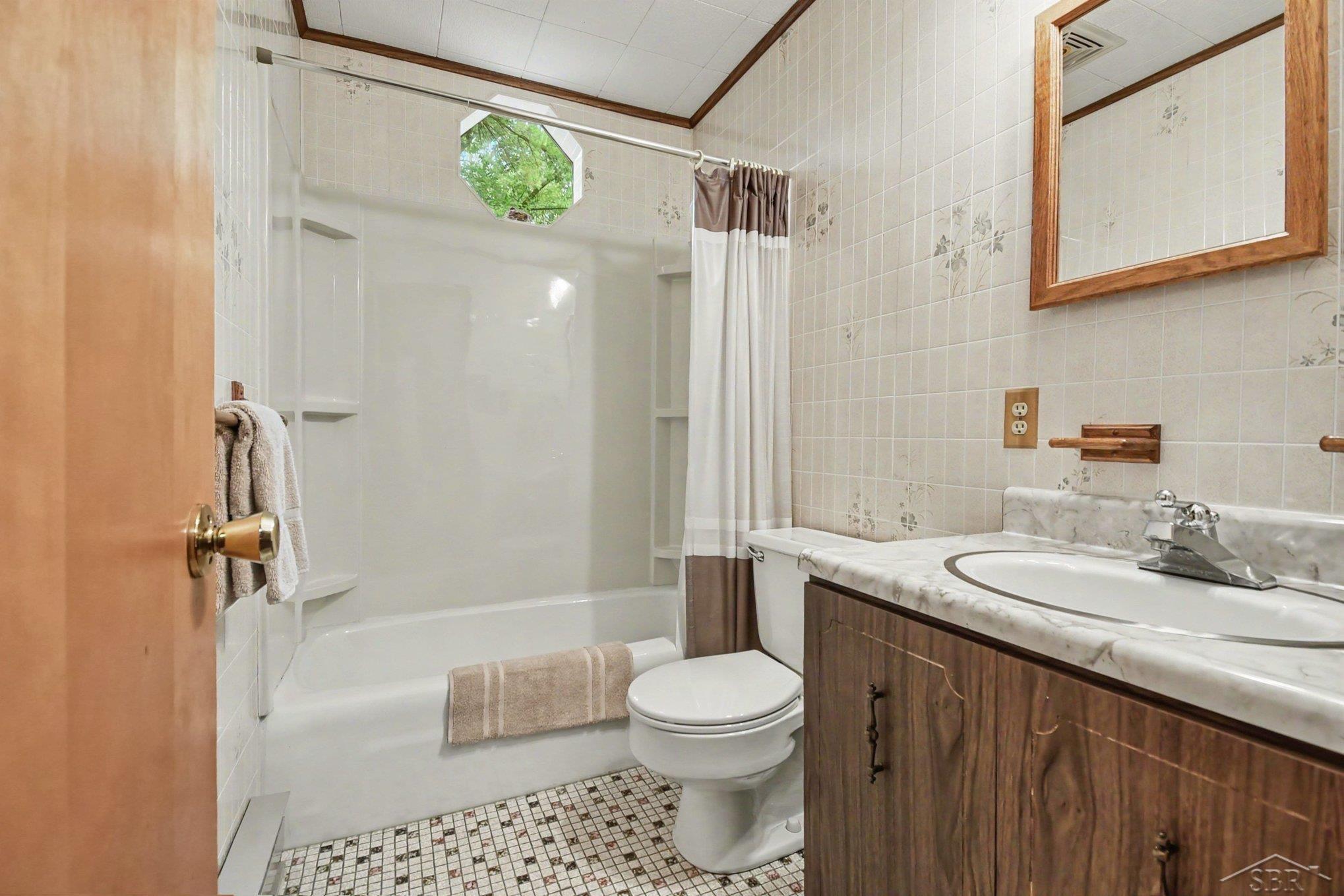 5956 Buffalo Trail Property Photo 17