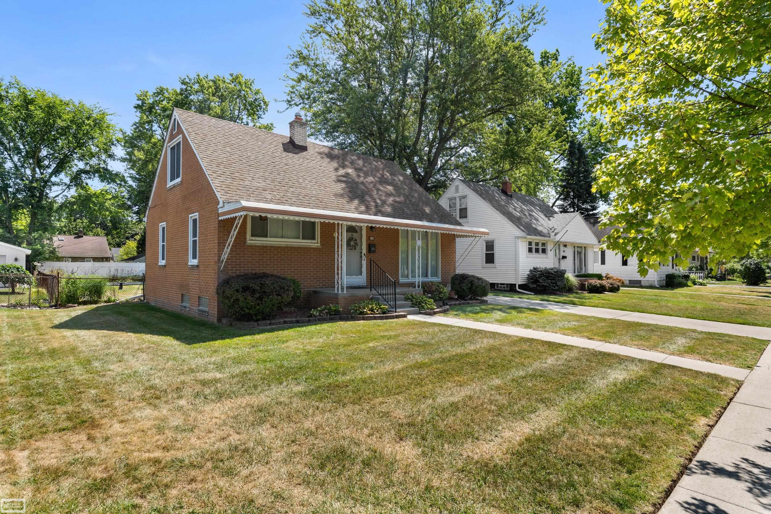 345 Gargantua Avenue Property Photo 4