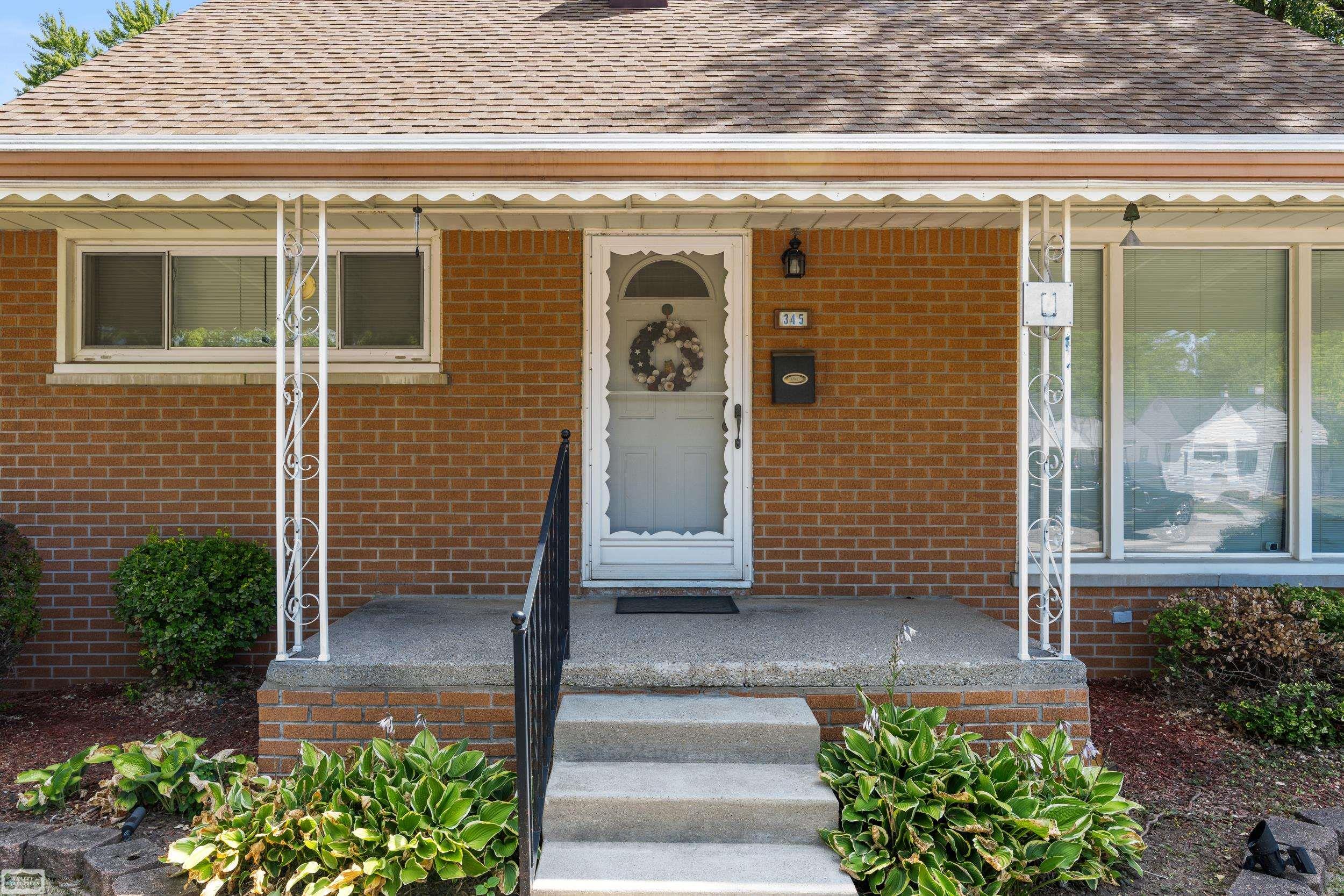 345 Gargantua Avenue Property Photo 5
