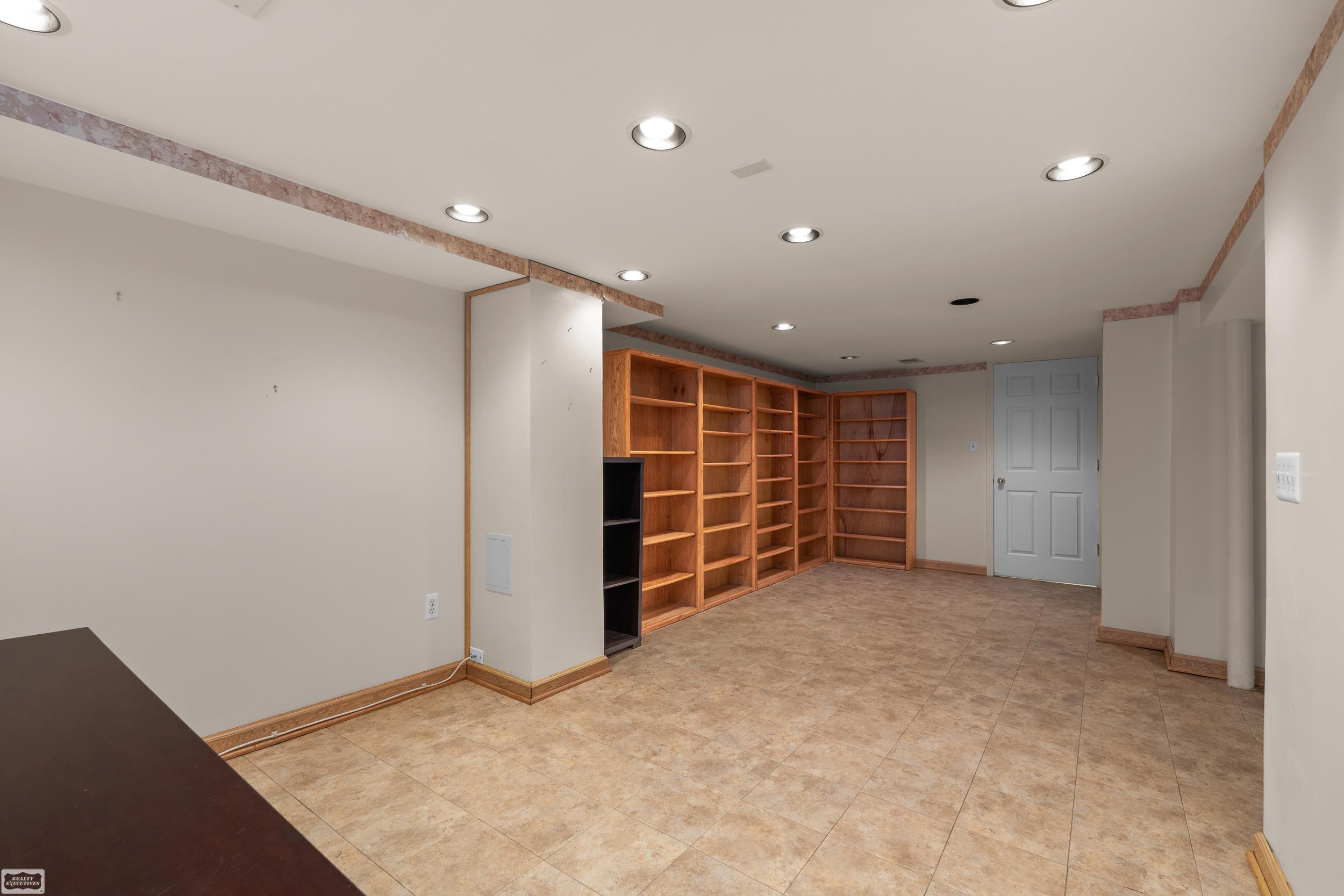 345 Gargantua Avenue Property Photo 23