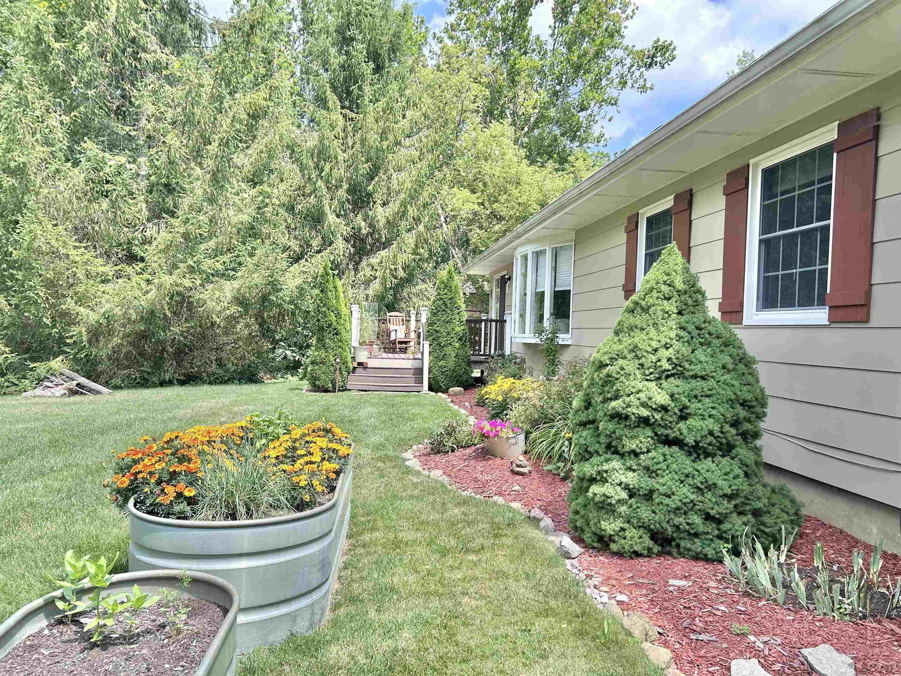 1719 Southgate Court Property Photo 4