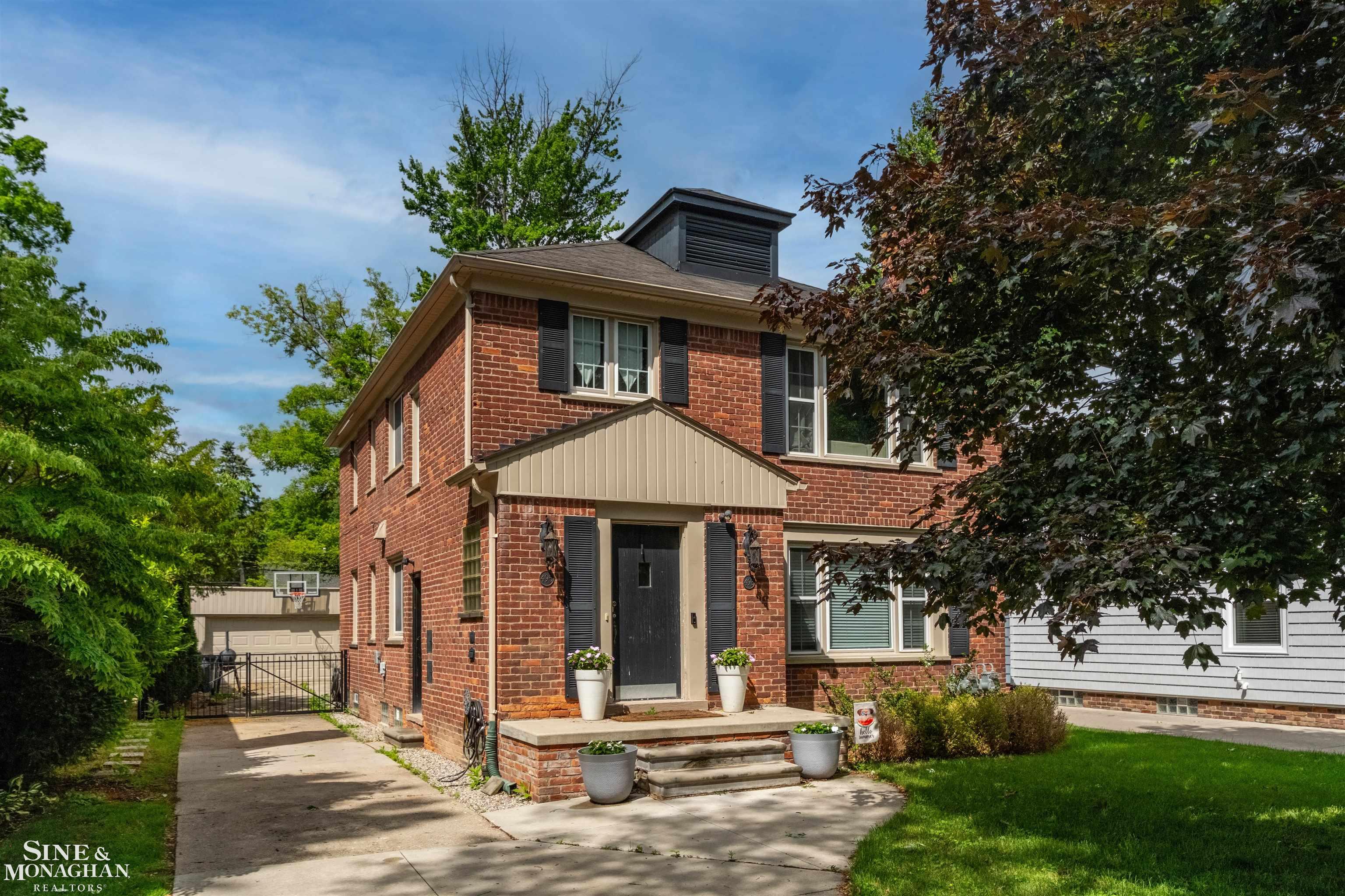 493-495 Saint Clair Avenue Property Photo 1