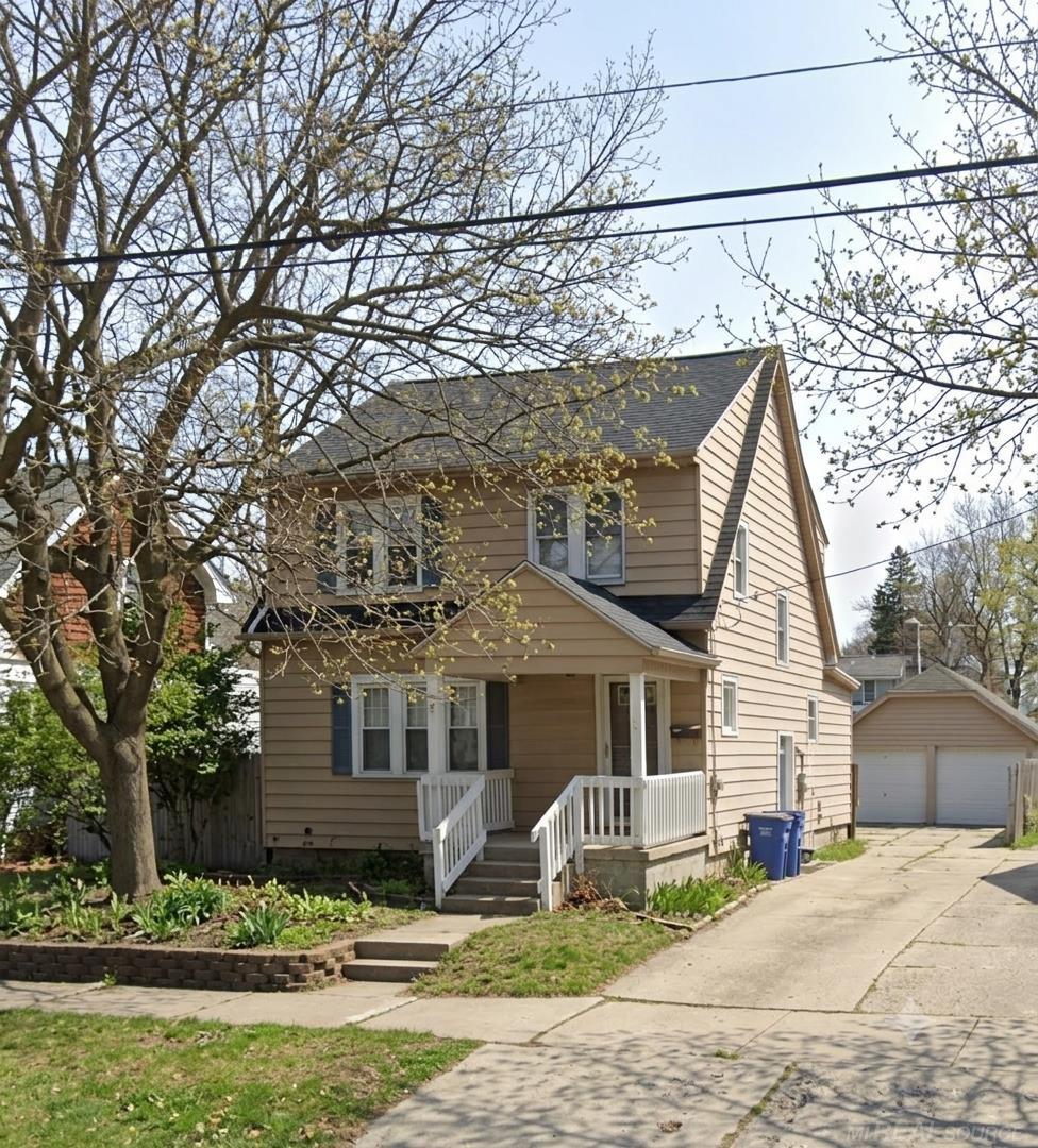 857 Aberdeen Ne Street Property Photo 1