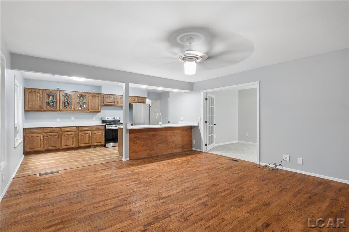868 Watson Road Property Photo 16