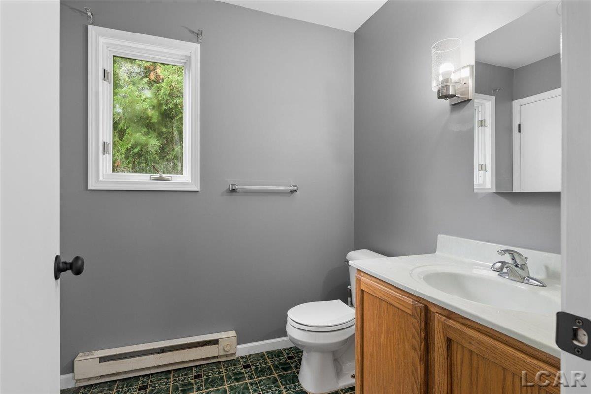 868 Watson Road Property Photo 25