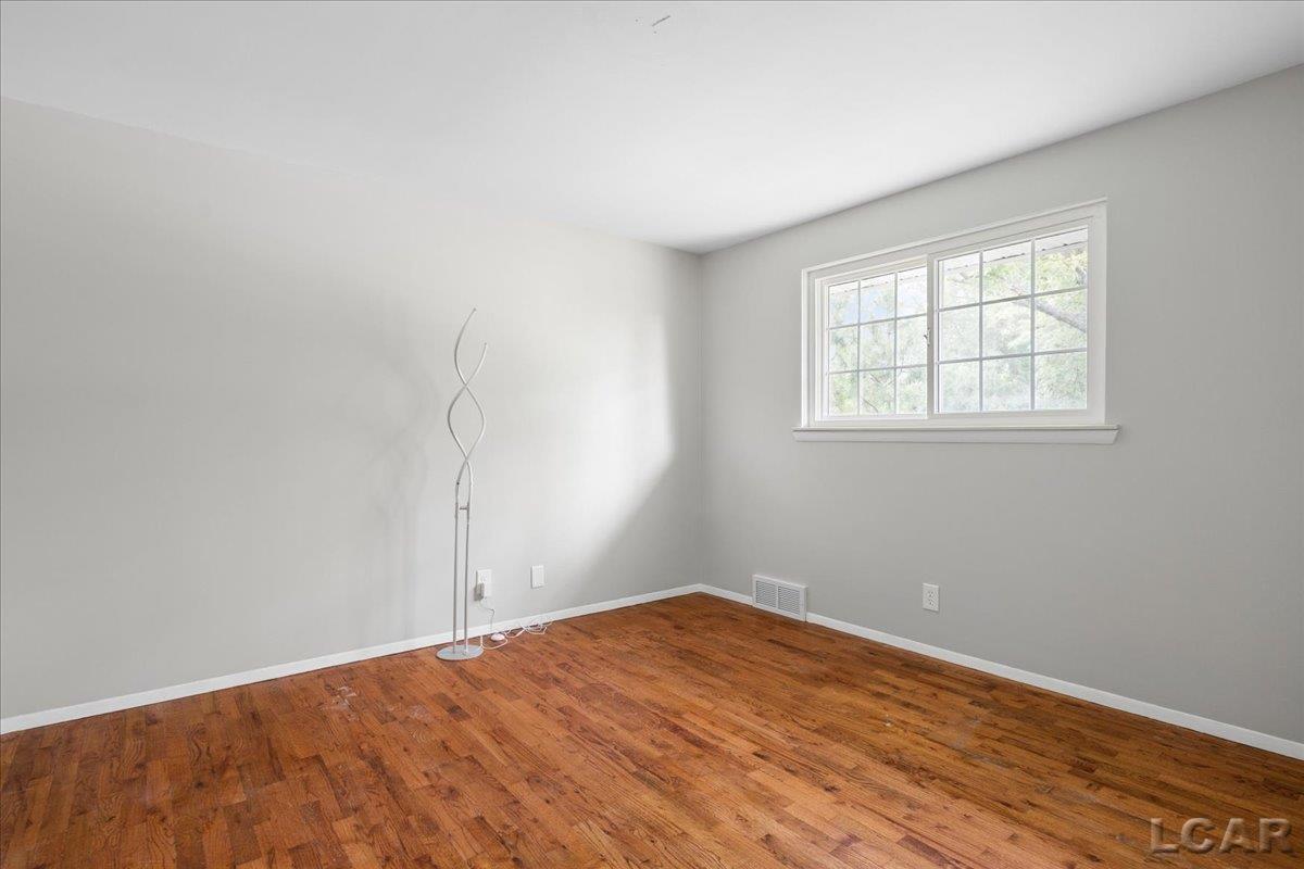 868 Watson Road Property Photo 29