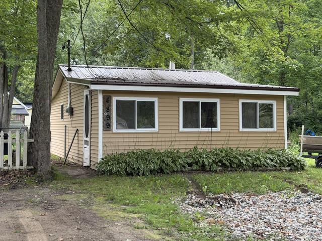 4899 Glenwood Drive Property Photo 1