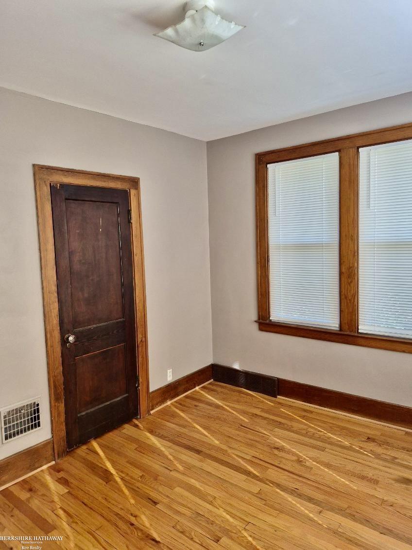 1241 Beaconsfield Street Property Photo 7