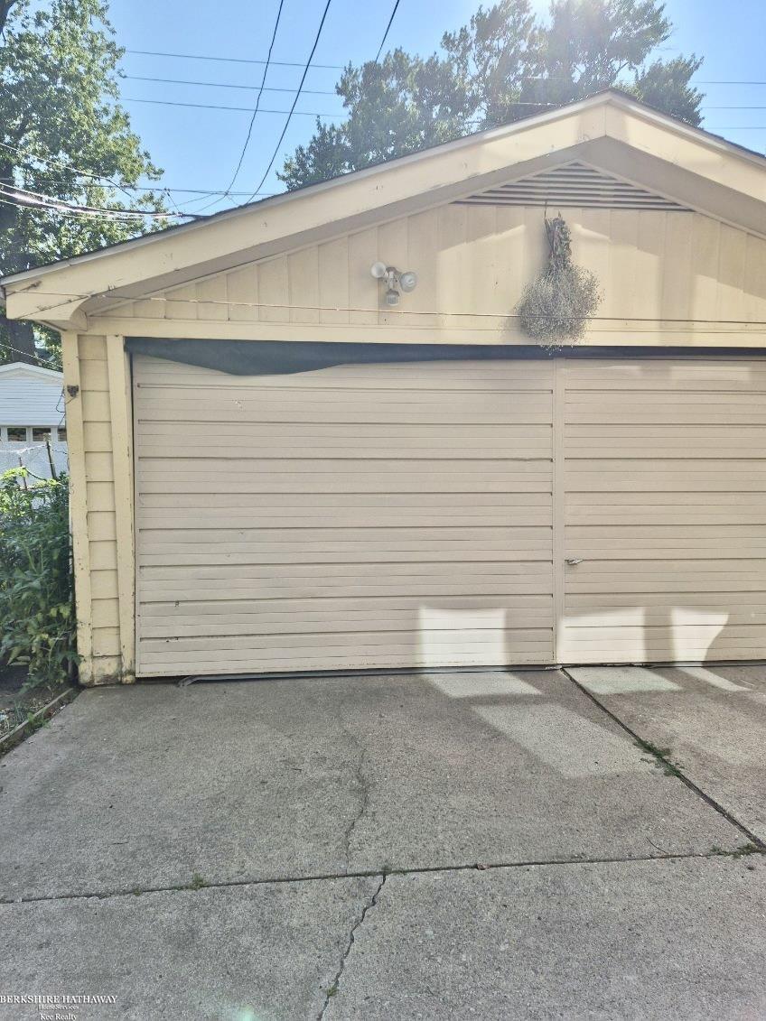1241 Beaconsfield Street Property Photo 16