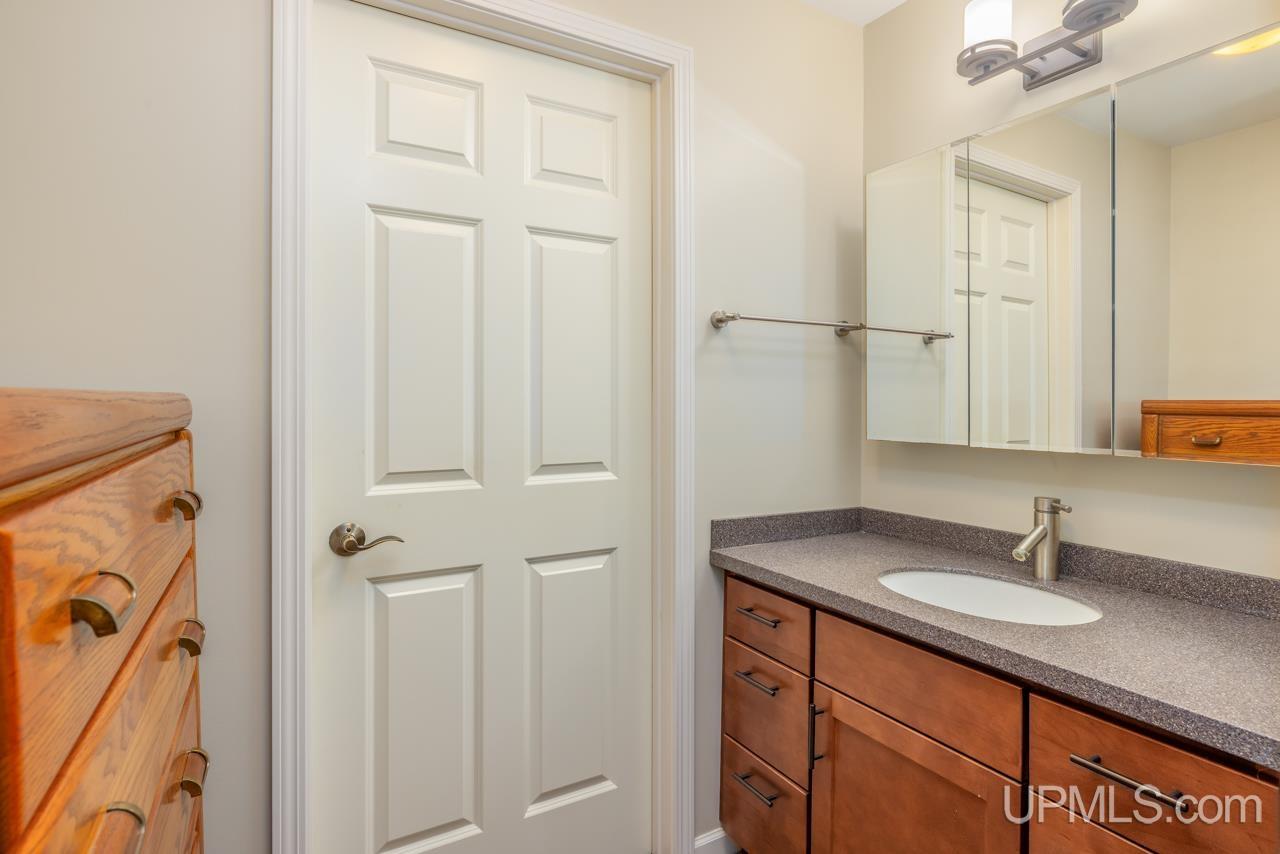 W8076 S Lake Antoine Road Property Photo 16